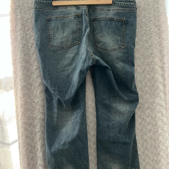 Anthropologie Pilcro Jeans Womens 18W Light Wash Distressed Yaya Kick Flare - Picture 7 of 7